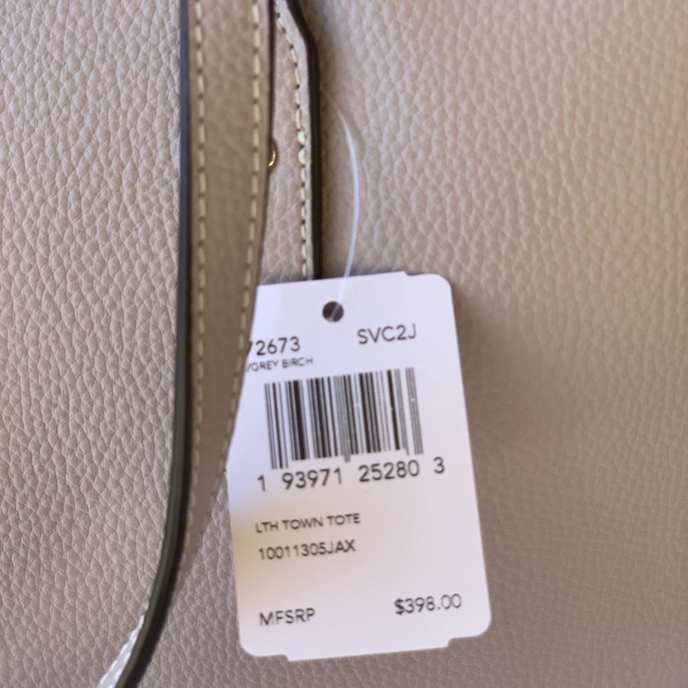 Coach Town Tote - Picture 8 of 12
